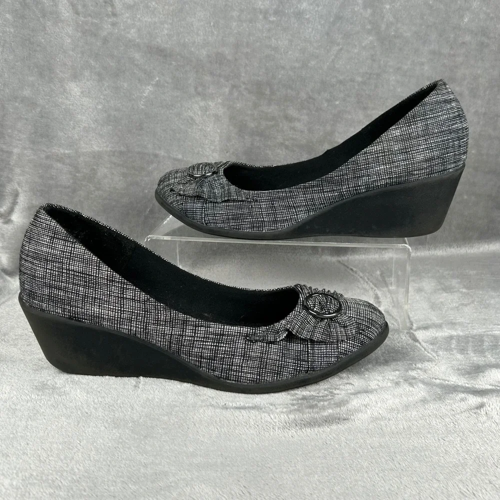 Dexflex Comfort Womens Black White Textured Buckle Wedge Pumps Size 12